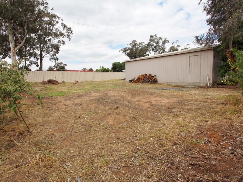 294 High Street, Kangaroo Flat, VIC 3555