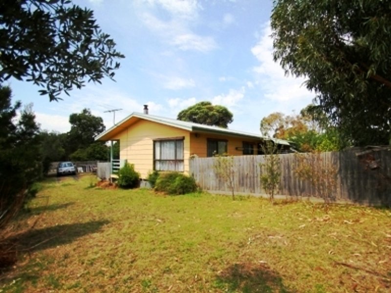 33 Plover Street, Cowes, Vic 3922 Property Details