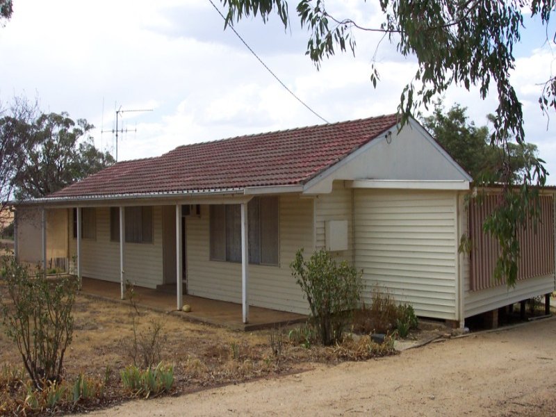 16 Carrington Street, Woodstock, NSW 2793