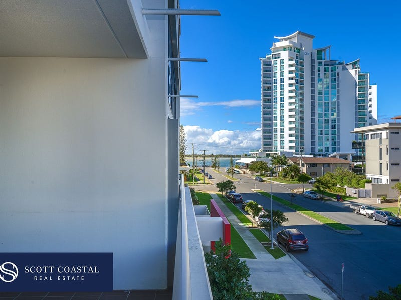 215/19 Imperial Parade, Labrador, QLD 4215