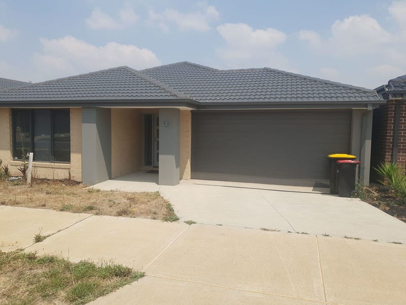 7 Wispering Circuit, Kilmore, VIC 3764