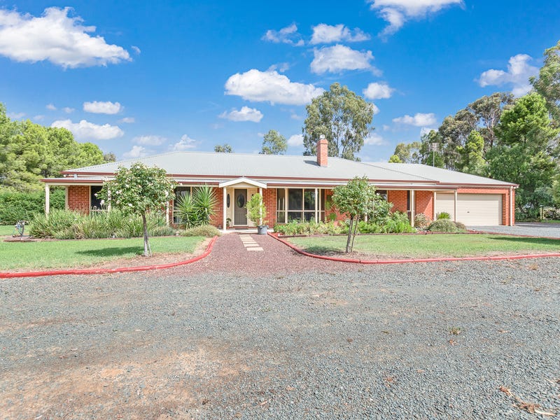 8 Fehring Lane, Echuca, Vic 3564 Property Details