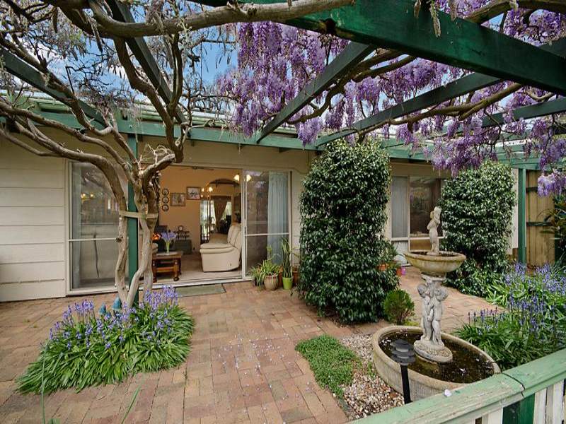 55 Alison Drive, Lara, Vic 3212 Property Details