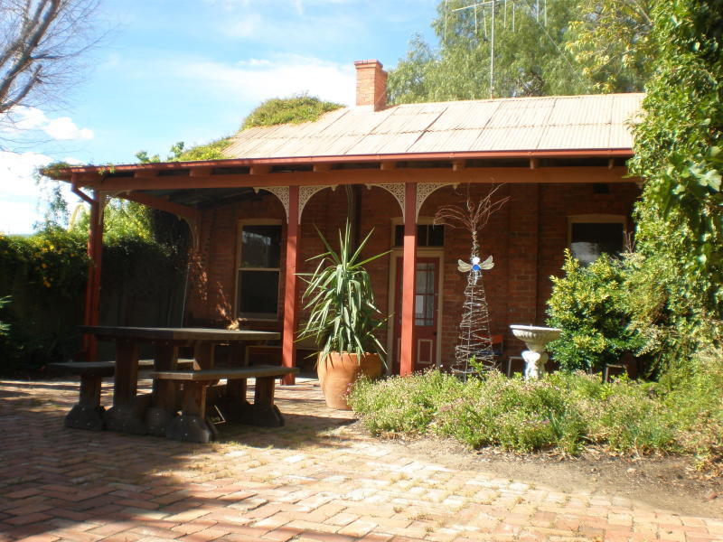 369B Street, Deniliquin, NSW 2710