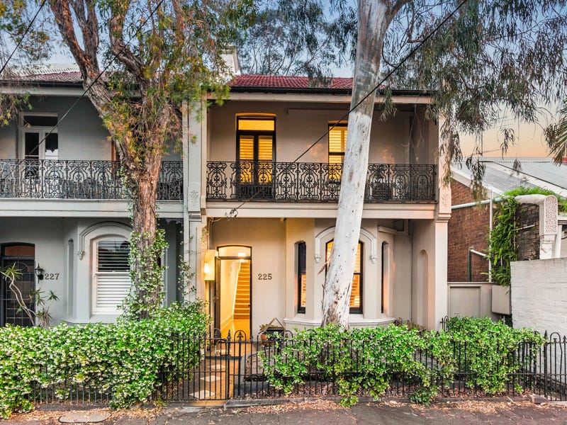 225 Rowntree Street, Birchgrove, NSW 2041 Property Details