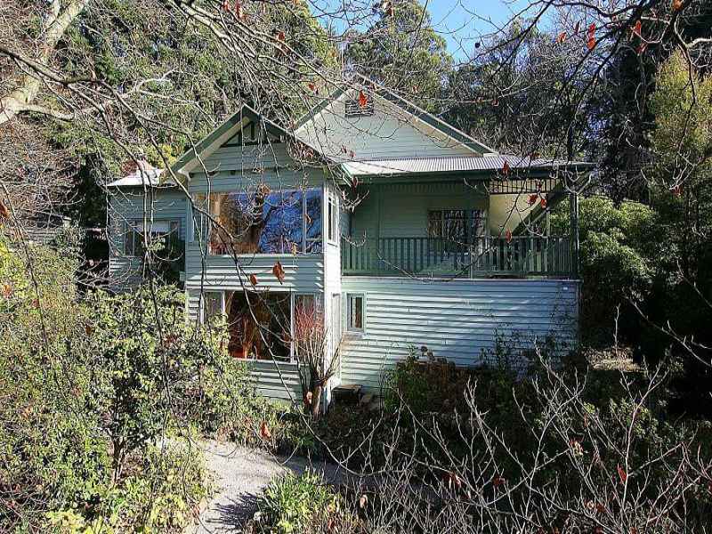 13 Grandview Grove, Sassafras, Vic 3787 Property Details