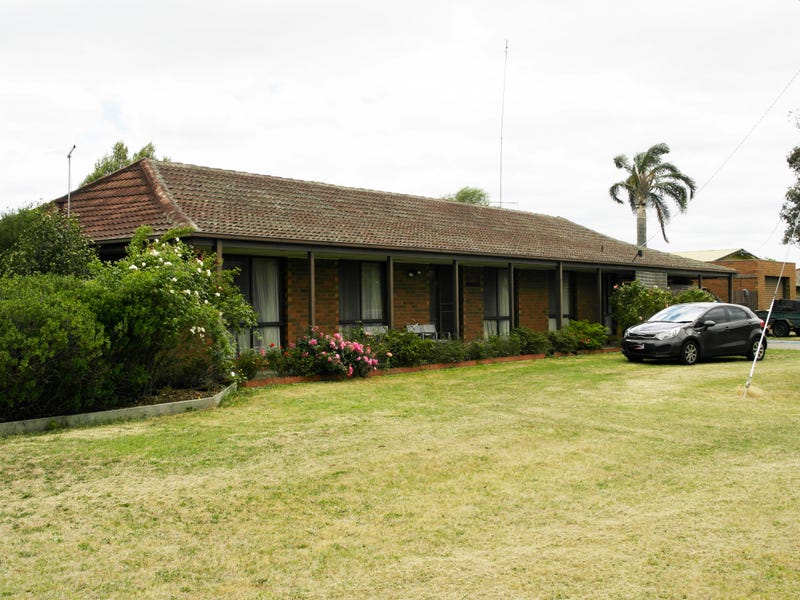 76 Albert Street, Rosedale, Vic 3847 Property Details