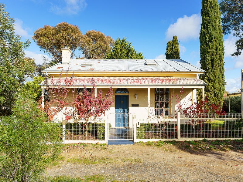 122 Duke Street, Castlemaine, Vic 3450 Property Details
