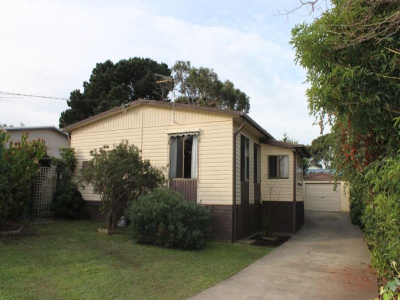 64 Teddy Bear Lane, Cowes, Vic 3922 Property Details