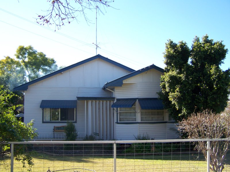 38 Barwan Street, Narrabri, NSW 2390 Property Details