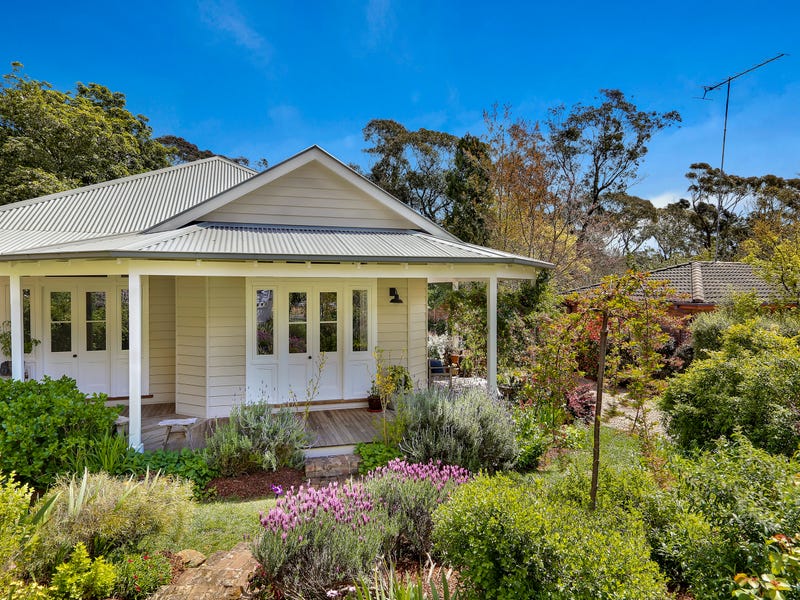 6 St Andrews Avenue, Blackheath, NSW 2785 House for Sale realestate