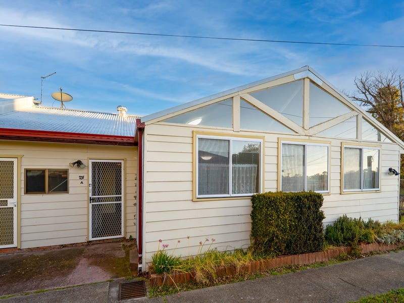 2 Bedroom Properties for Rent in Armidale, NSW 2350 - realestate.com.au