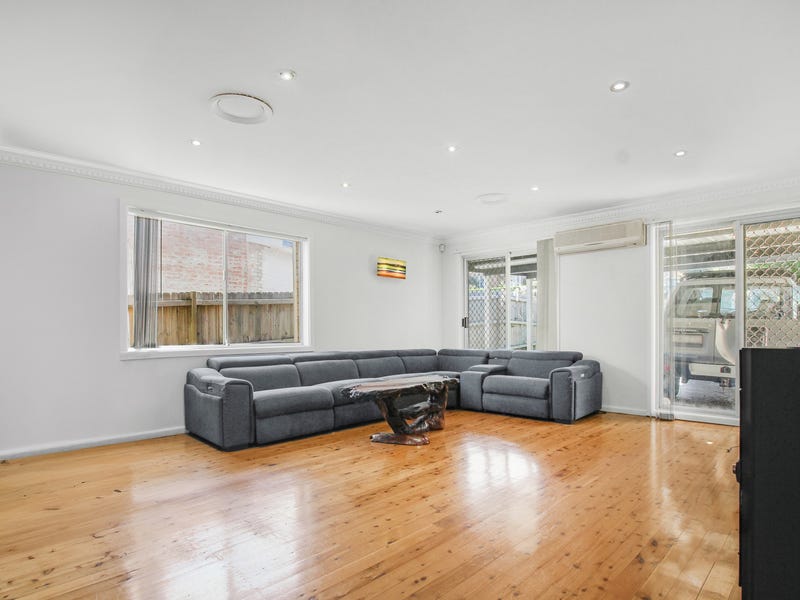 22 Cherrybrook Road, West Pennant Hills, NSW 2125 House for Rent