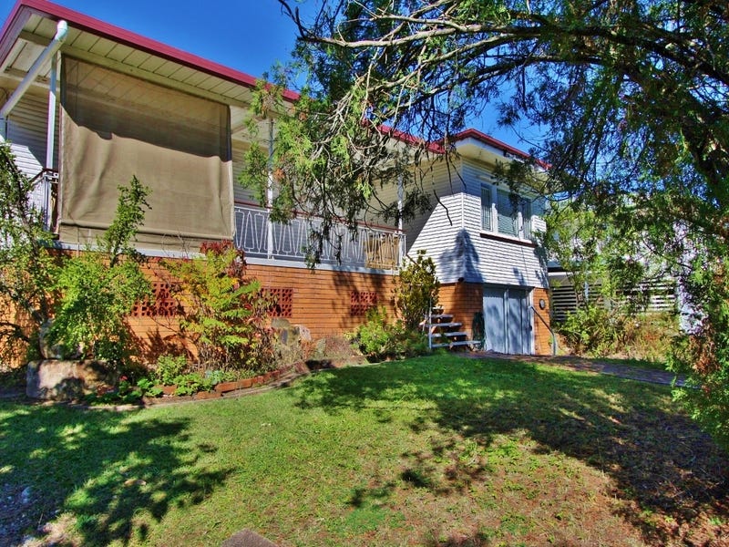 138 Sterculia Avenue, Holland Park West, QLD 4121