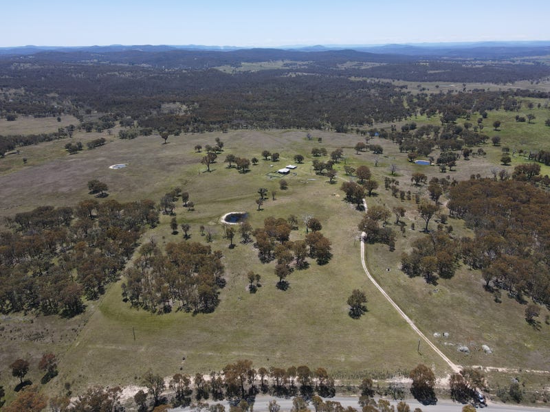 2202 Watsons Creek Road, Watsons Creek, NSW 2355