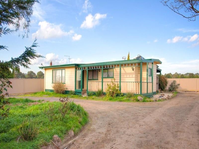 56 Hogan Road, Ballan, VIC 3342