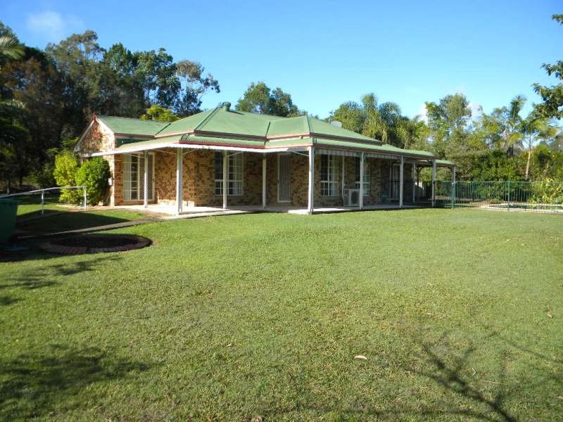 203 Lake Macdonald Drive, Lake Macdonald, QLD 4563
