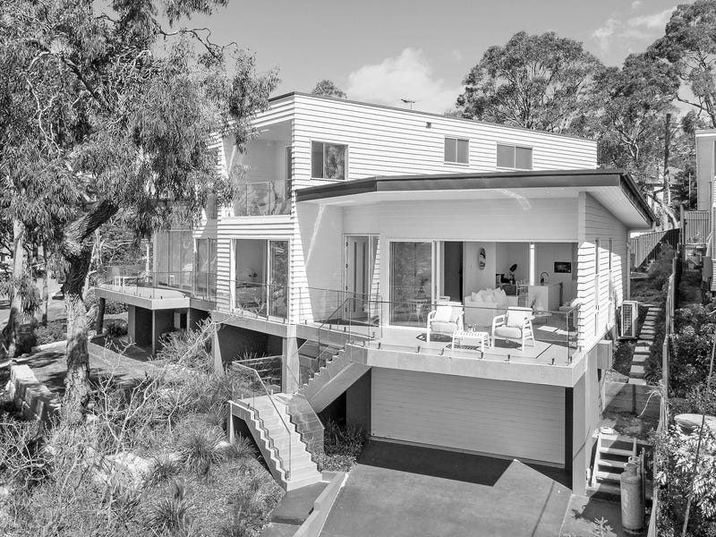 82 River Cres, Oyster Bay, NSW 2225