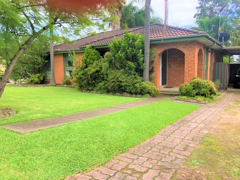 4 Pebworth Place, South Penrith, NSW 2750