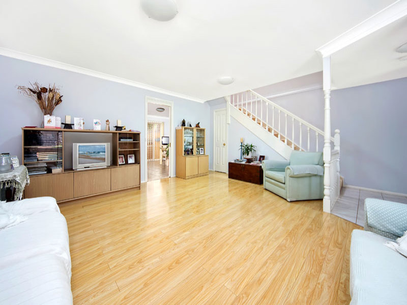 8/43 Dewberry Close, Menai, NSW 2234 Property Details