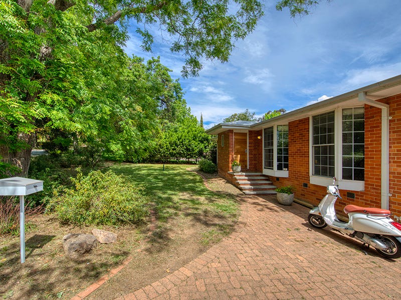 119 Strickland Crescent, Deakin, ACT 2600 Property Details