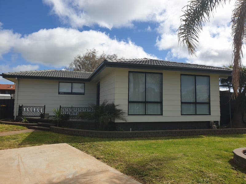 31 Westcott Crescent, Parkes, NSW 2870 Property Details