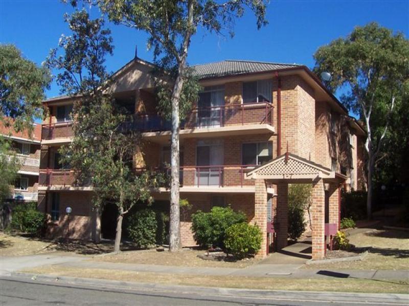 14/1 Carnarvon Street, Carlton, NSW 2218