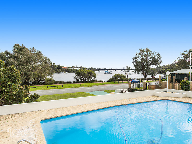 7 Riverton Drive W, Rossmoyne, WA 6148