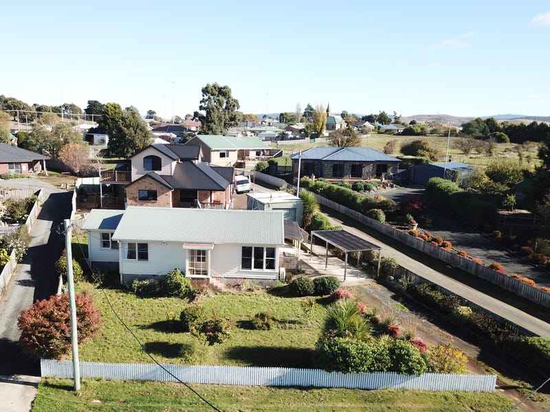76 Esplanade, Oatlands, Tas 7120 House for Sale