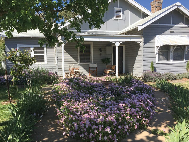 14 Coreen Street, Jerilderie, NSW 2716 House for Sale