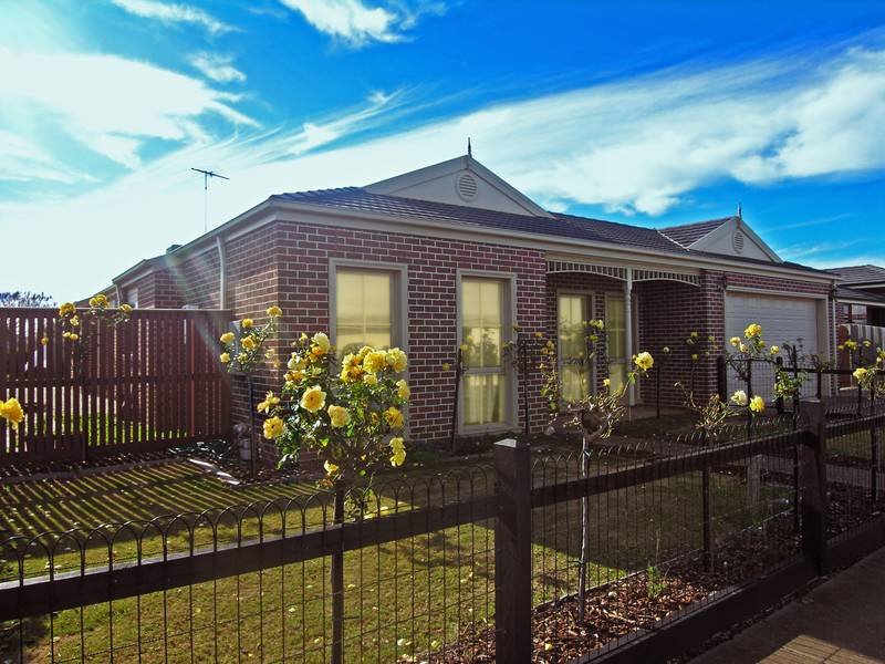 52 Country Gardens Drive, Lara, VIC 3212