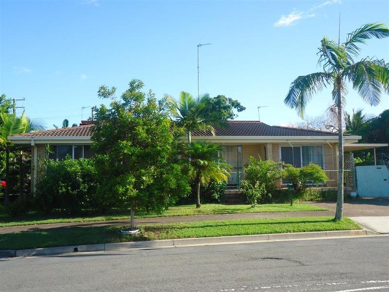 52 Kallay Street, Miami, Qld 4220 Property Details
