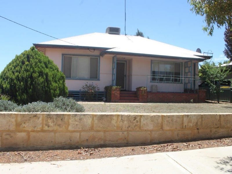 21 Moore Street, Wongan Hills, WA 6603