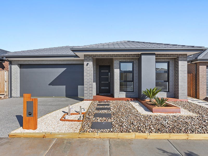 10 Brittle Street, Manor Lakes, VIC 3024