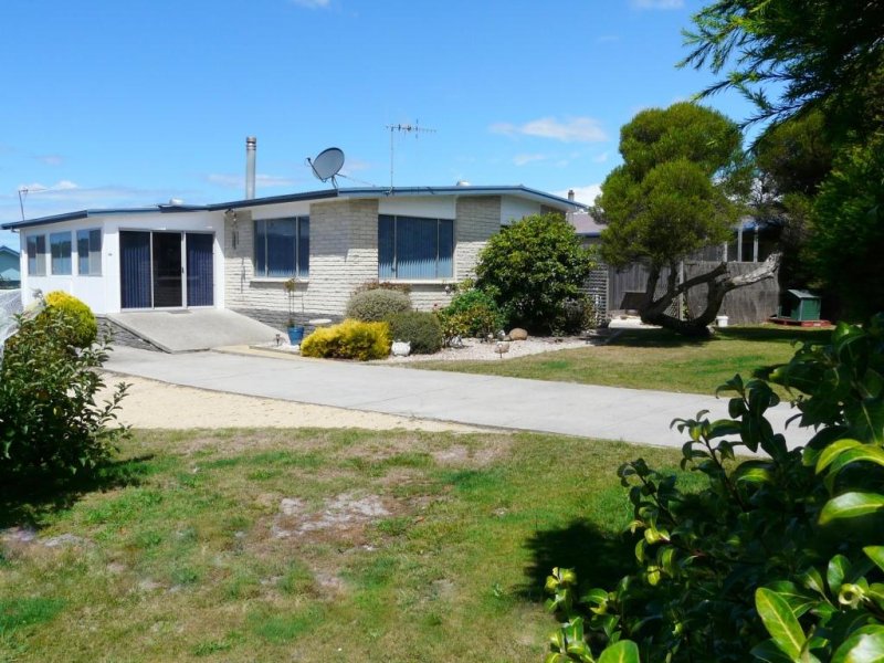 2325 Scamander Avenue, Scamander, Tas 7215