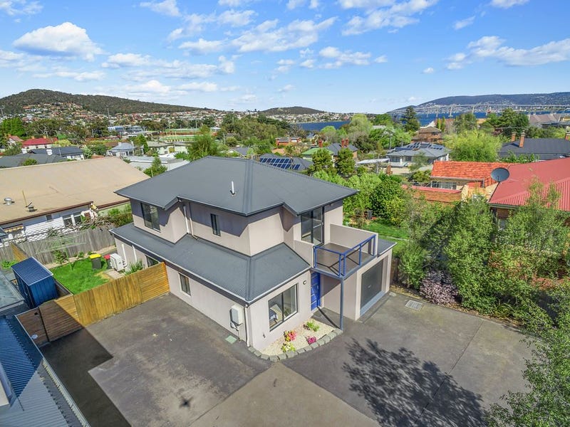 2/149C Derwent Avenue, Lindisfarne, Tas 7015 Property Details