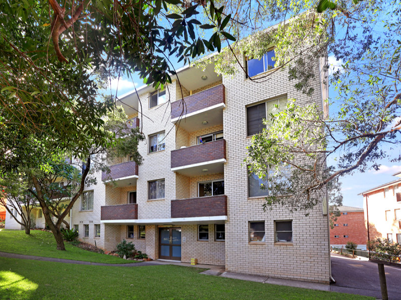 4/2430 Wharf Road, Gladesville, NSW 2111 Property Details