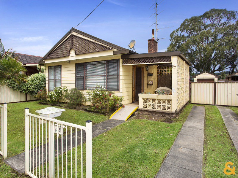 53 Griffiths Street, Oak Flats, NSW 2529