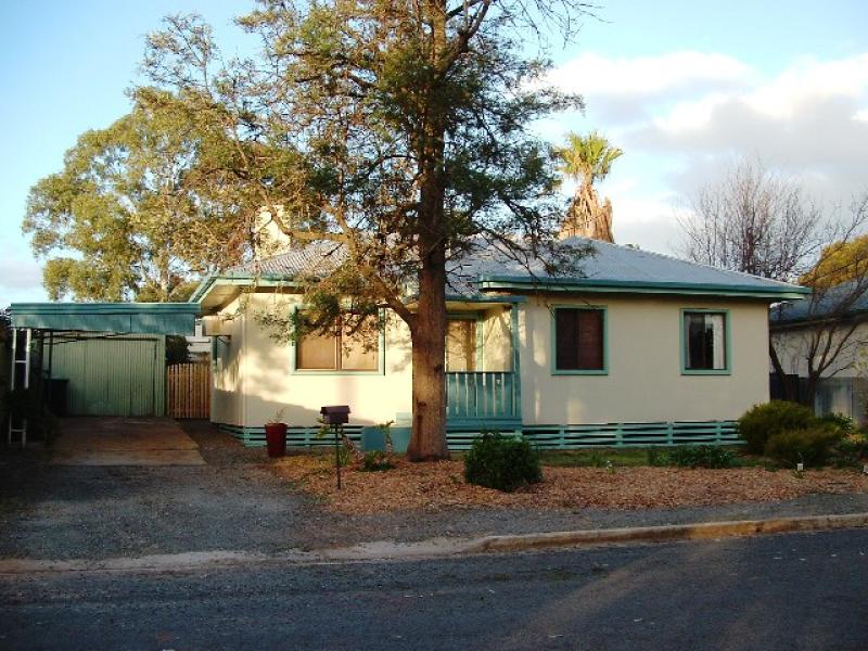 14 Baker Road, Hamley Bridge, SA 5401