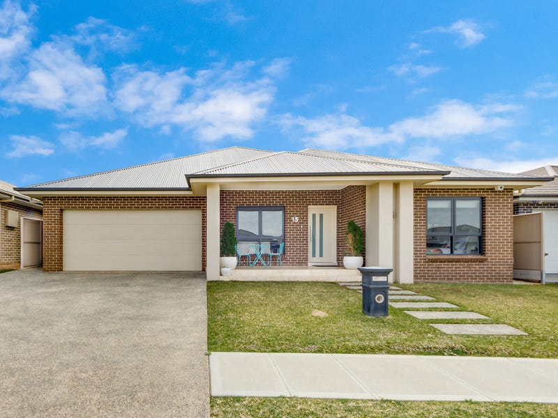 15 Mcgovern Street, Spring Farm, NSW 2570