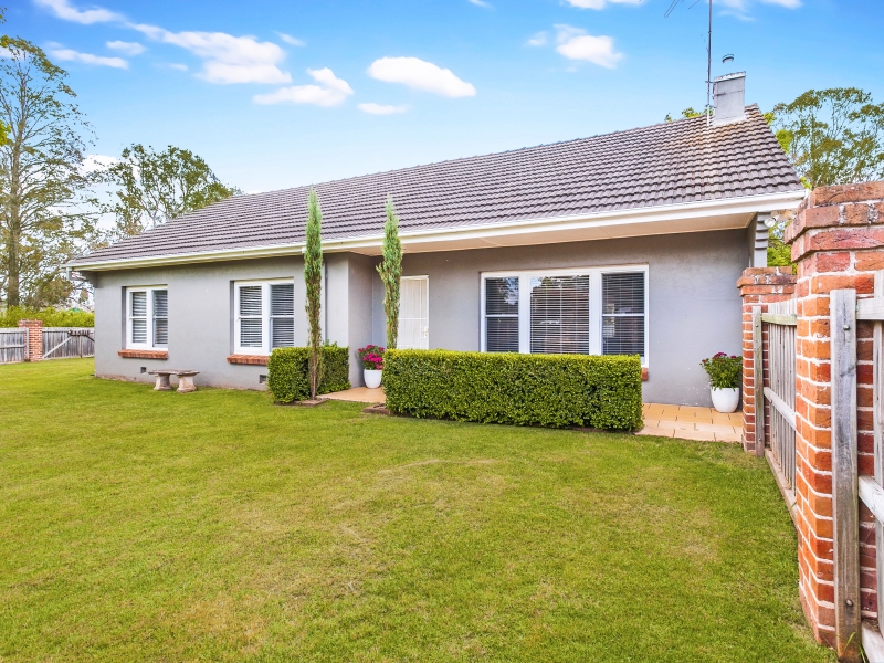 2 Retford Road, Bowral, NSW 2576