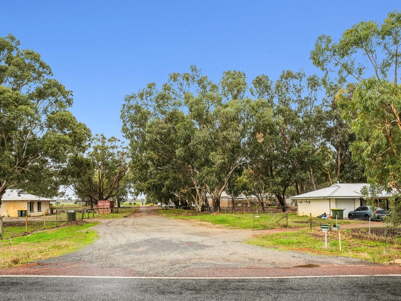 134138 Warbrook Road, Bullsbrook, WA 6084 Property Details