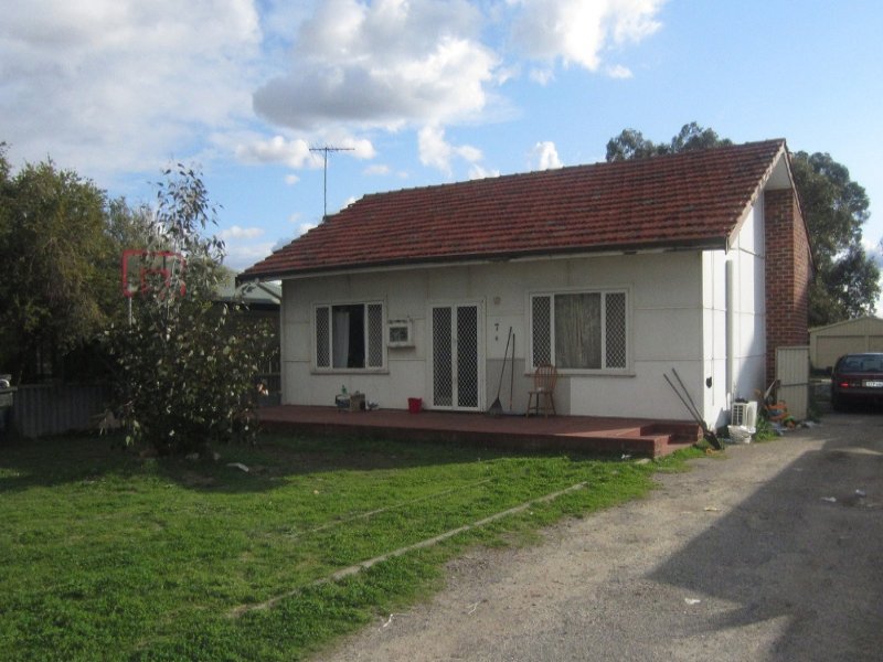 7 Beaconsfield Ave, Midvale, WA 6056 Property Details