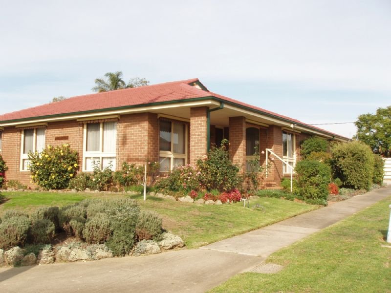 74 Outlook Drive, Dandenong North, VIC 3175