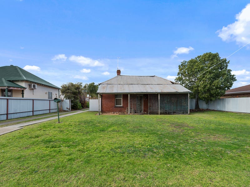 50 Sharp Street, Yarrawonga, Vic 3730 Property Details