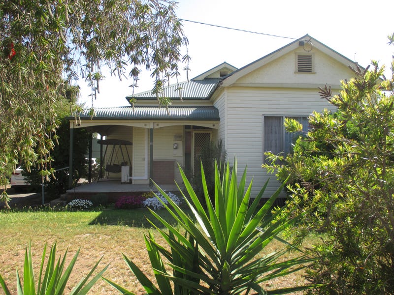 10 Mitchell Street, Ouyen, Vic 3490 Property Details