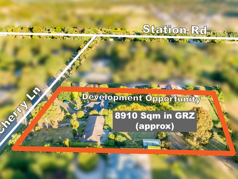 33 Cherry Lane, Gisborne, Vic 3437 Property Details