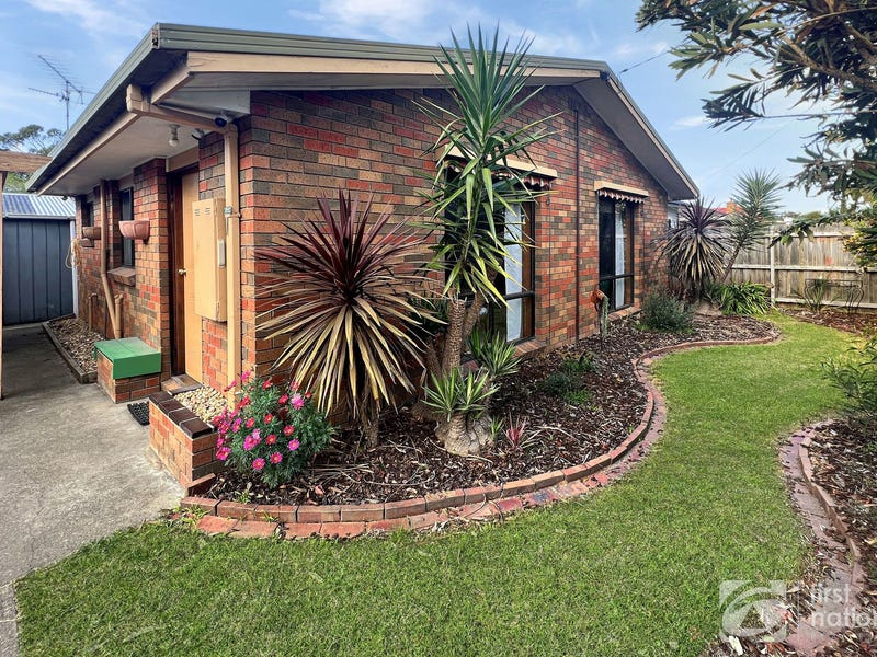 75 McKean Street, Bairnsdale, Vic 3875 House for Sale