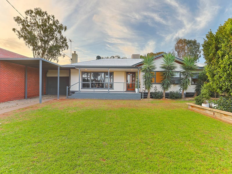 11 Hendy Road, Buronga, NSW 2739 Property Details