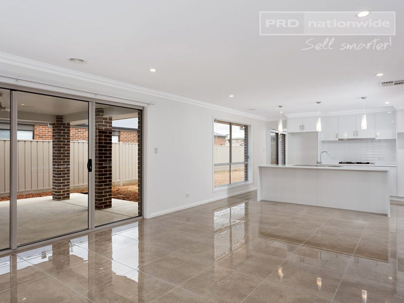 19 Watson Boulevard, Lloyd, NSW 2650 Property Details